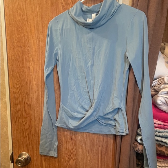 lululemon athletica Tops - lululemon athletica Blue Long Sleeve Top